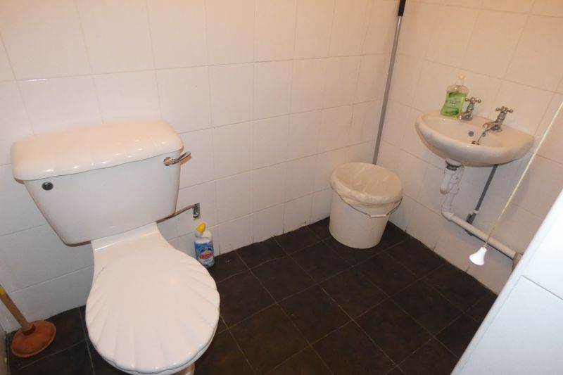 Ground Floor Commercial W/C- click for photo gallery